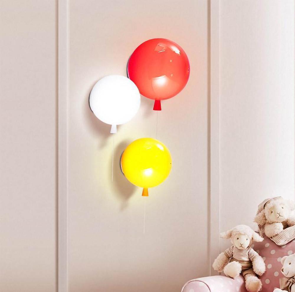 Kiri Vrolijk Dromerige ballonnen Kunststof Wandlamp