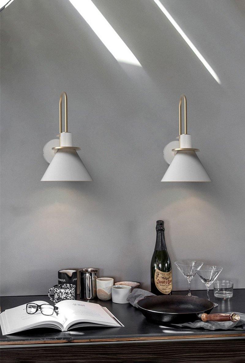 Solerine wandlamp zwart goud minimalistisch