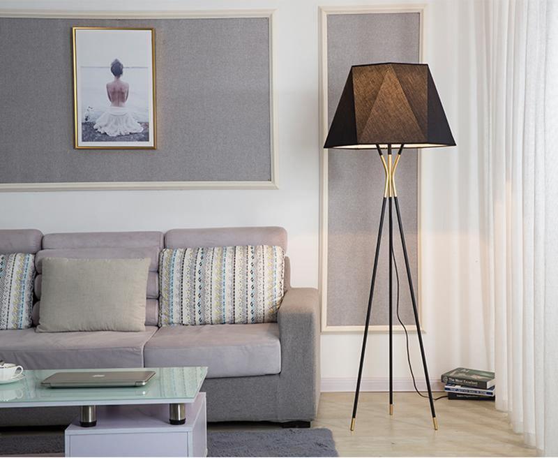 Fivela moderne vloerlamp