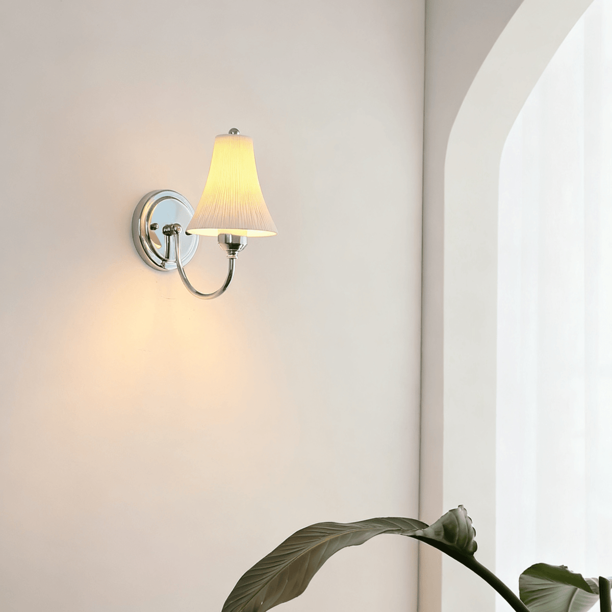 Selwyn wandlamp met smalle taille