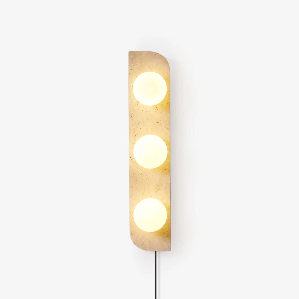 Serearia Minimalistische wandlamp van geel travertin met stekker
