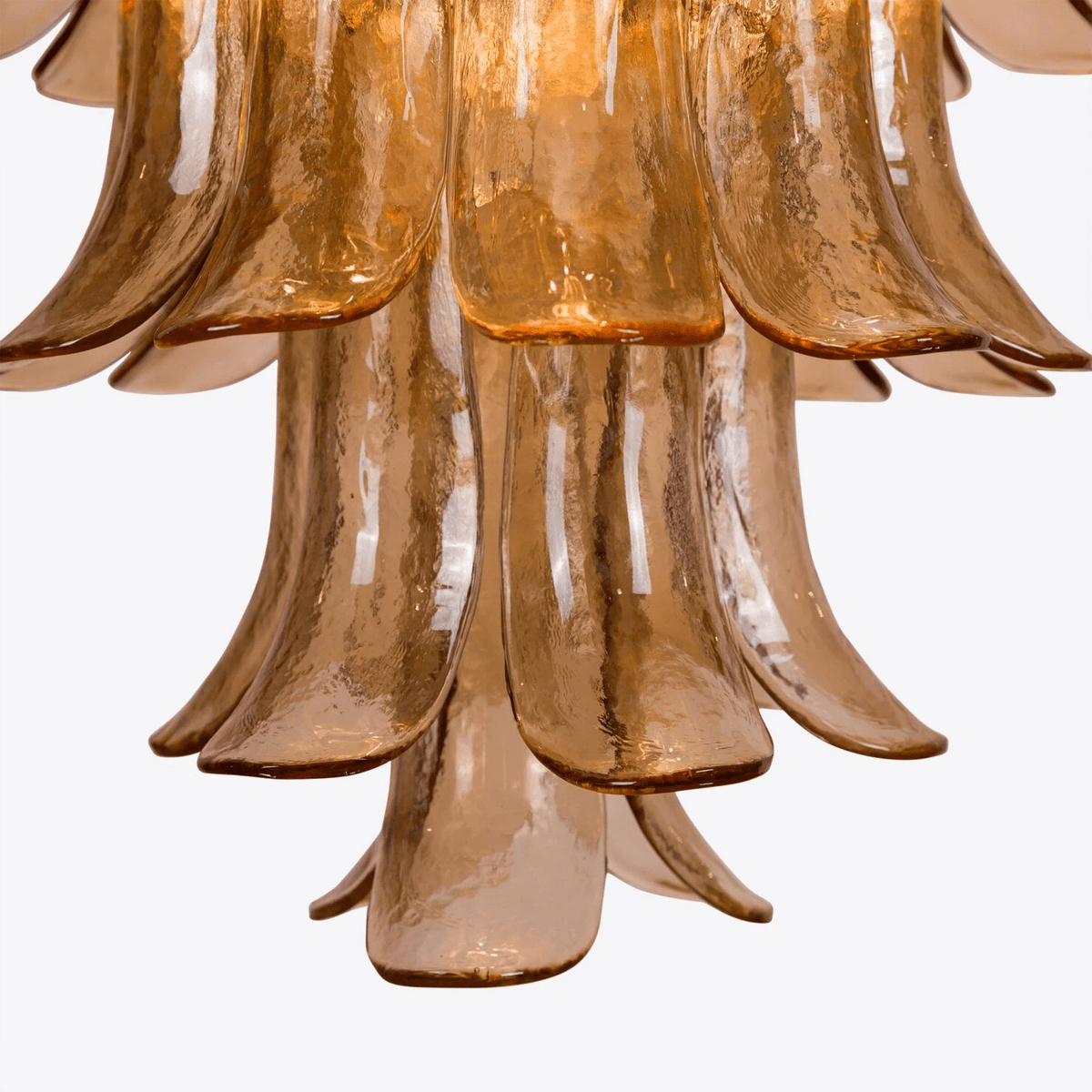 Lykne kroonluchter van met amberkleurige Murano-glas bloemblaadjes in mid-century stijl