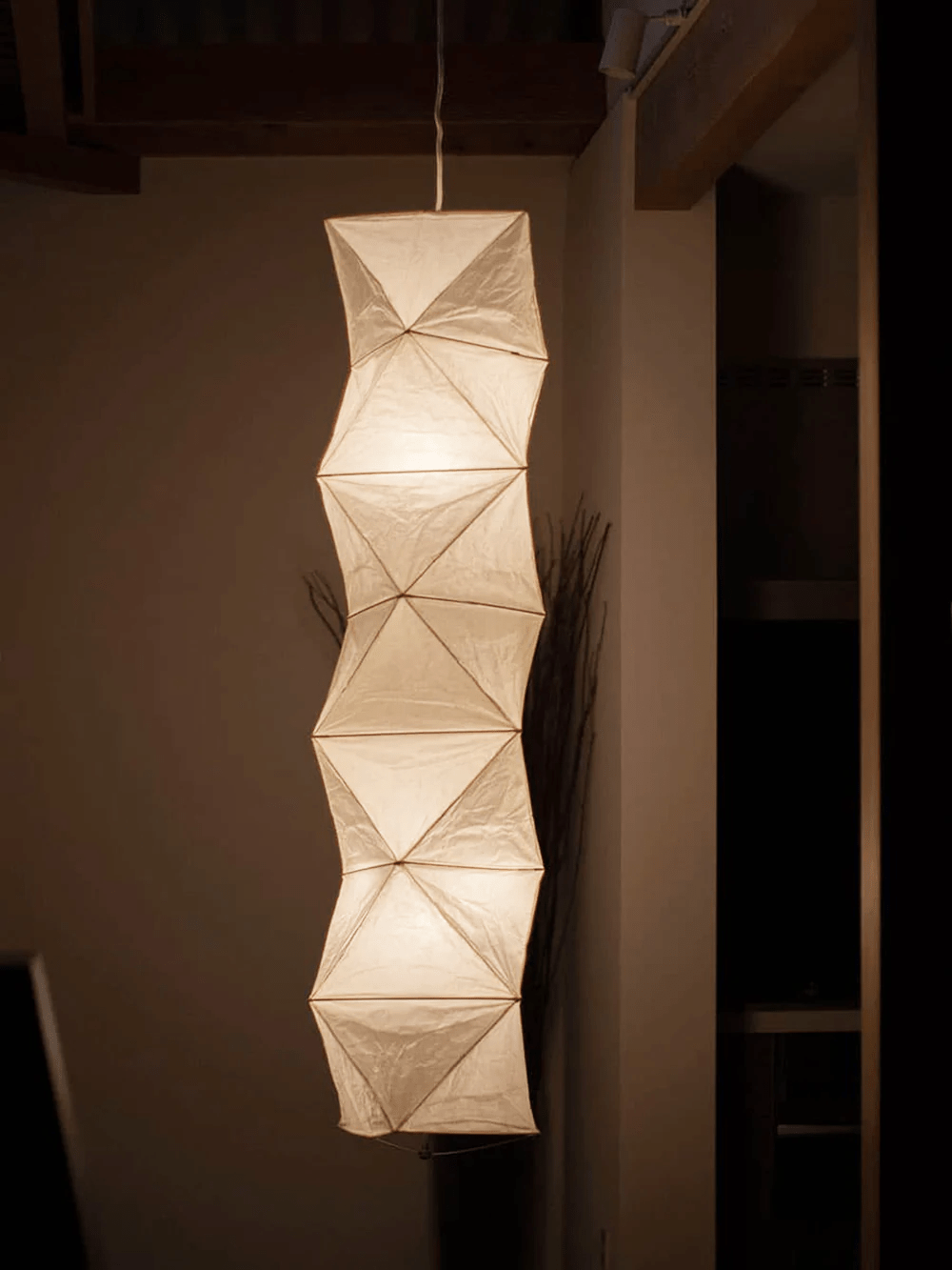 Jirso Minimalistische hanglamp van papier