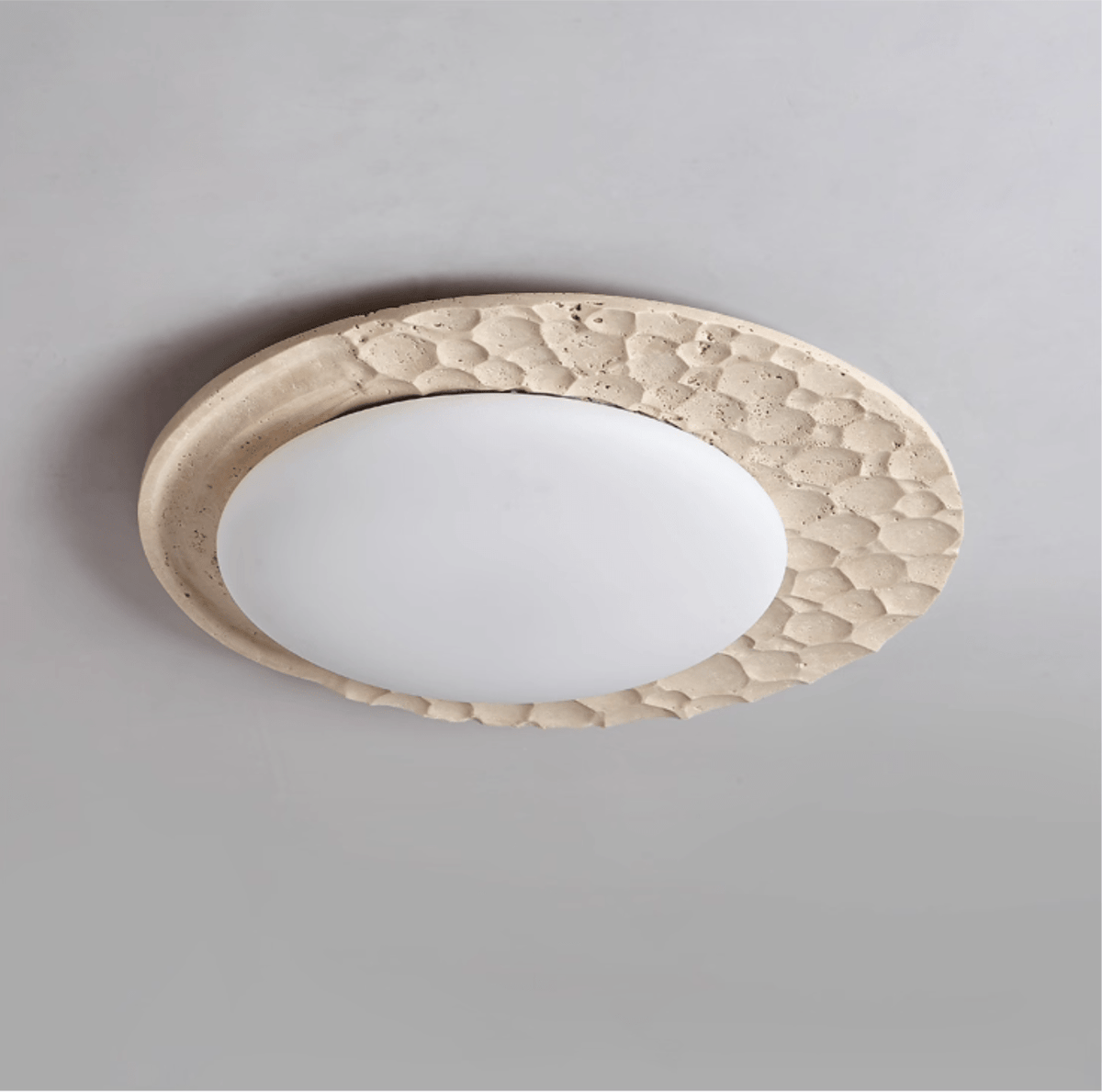 Ivsoris plafondlamp met textuur van geel travertin