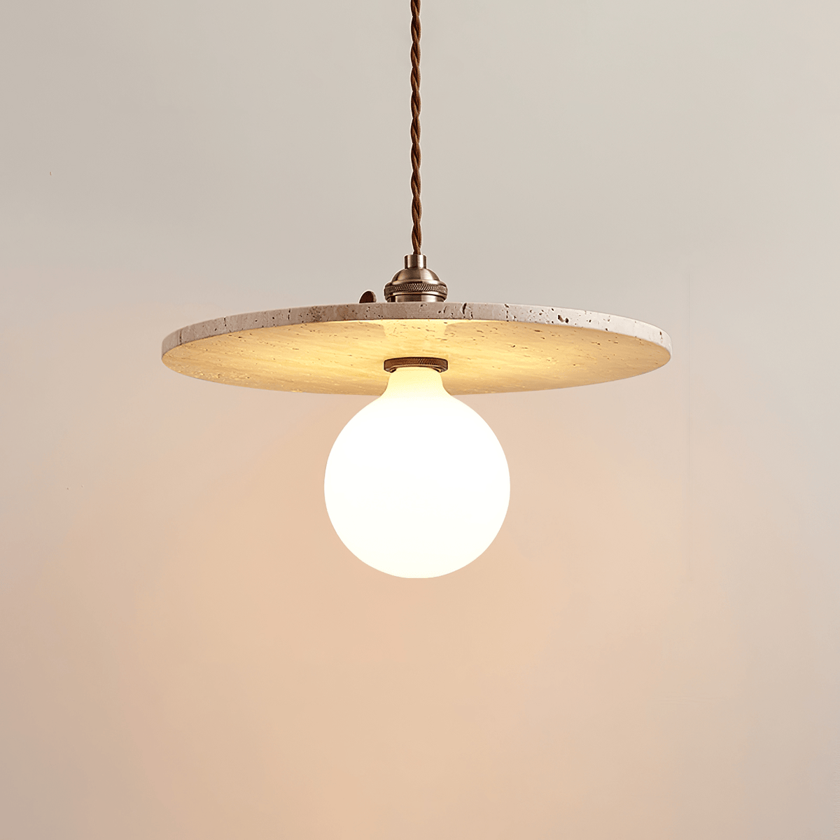Tavaora minimalistische hanglamp van geel travertin