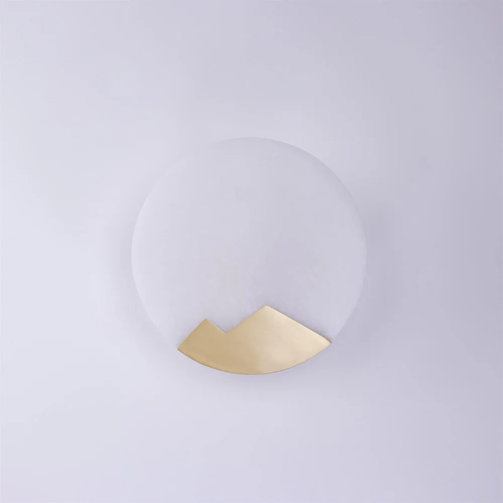 Nivisenne bergvormige wandlamp van albast