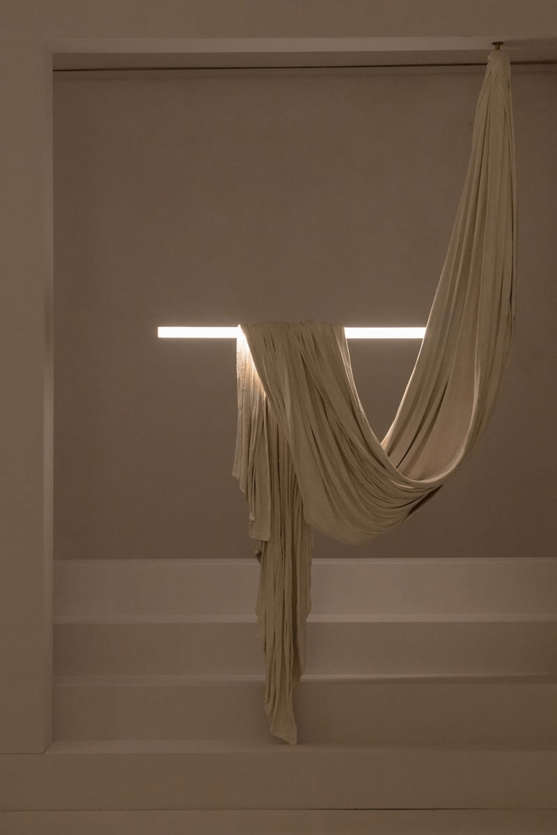 Serelia hanglamp met zijden stofdraperie