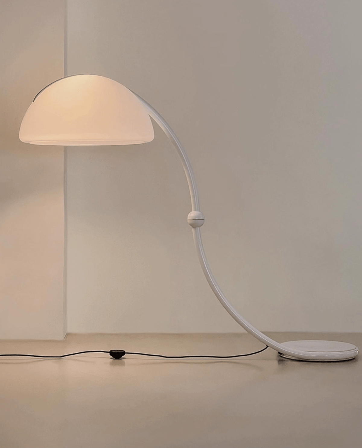 Valmere Arc koepelvormige vloerlamp
