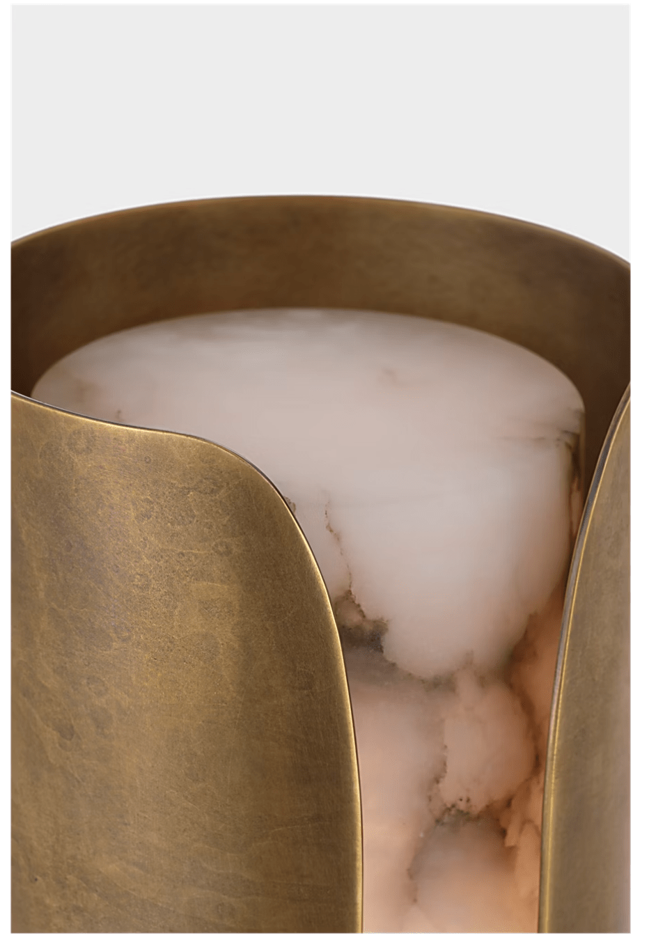 Veltharo Cradled albasten wandlamp