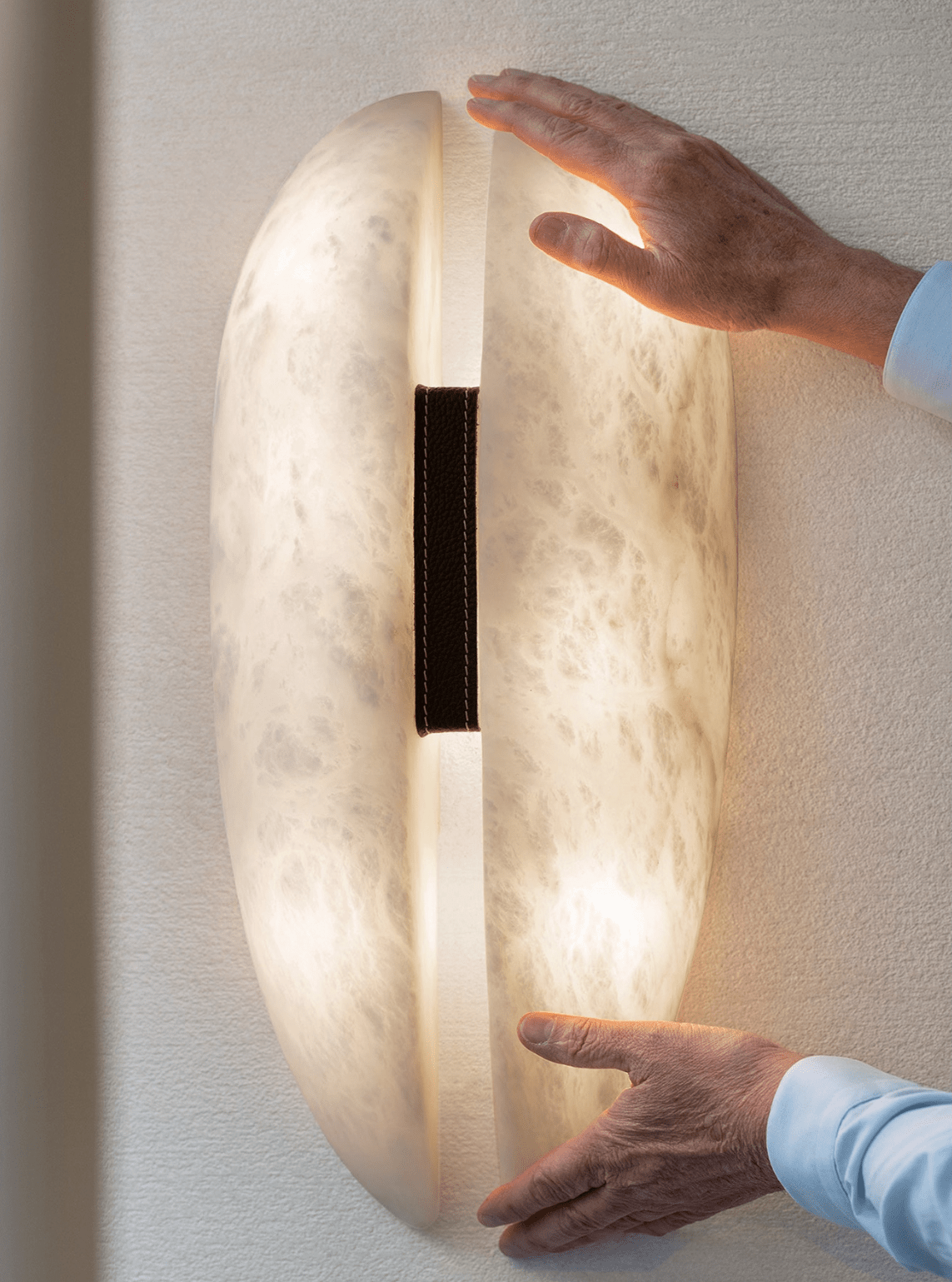 Albeora Albast Veil wandlamp