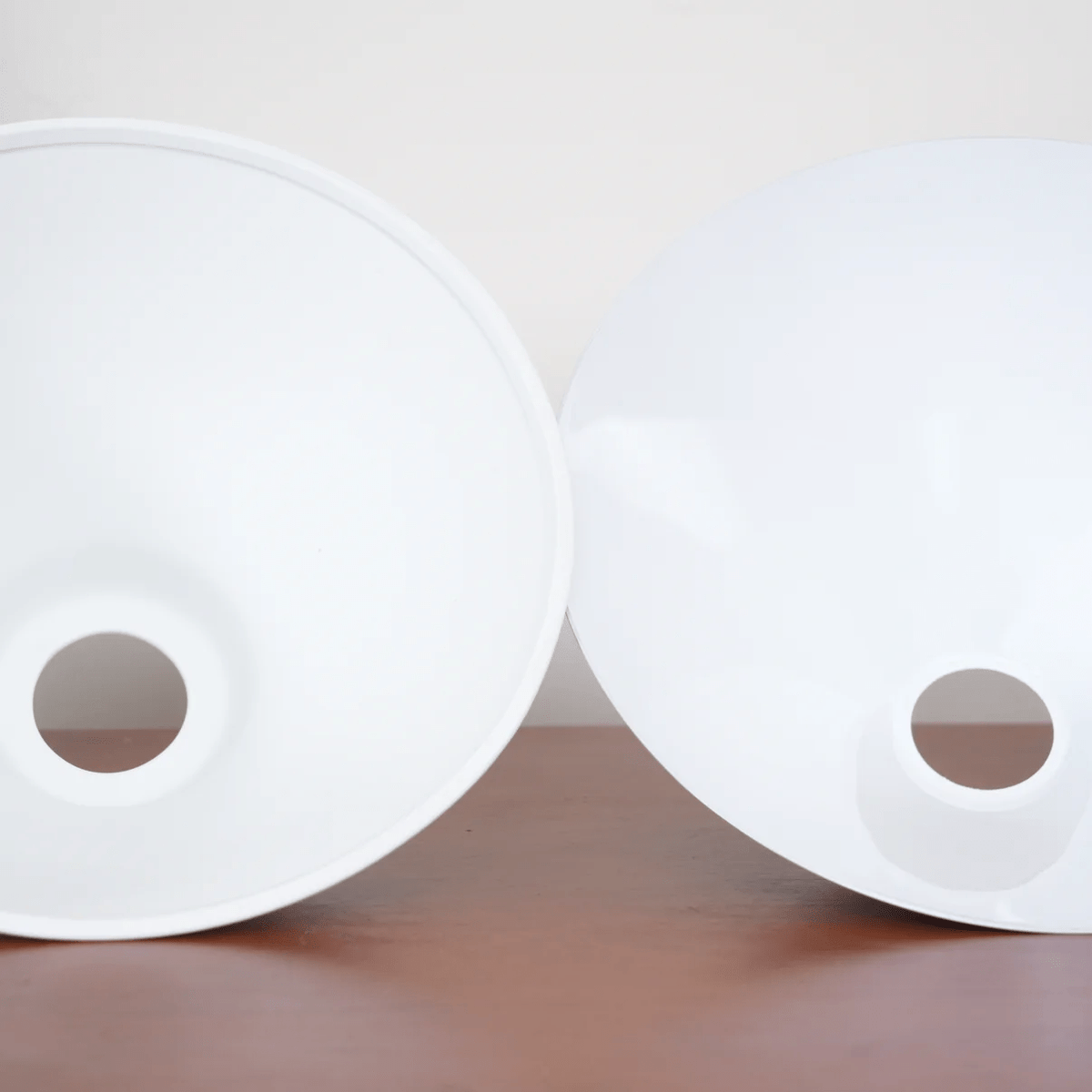 Zaya Minimalistische wandlamp van metaal