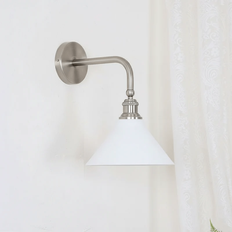 Zaya Minimalistische wandlamp van metaal