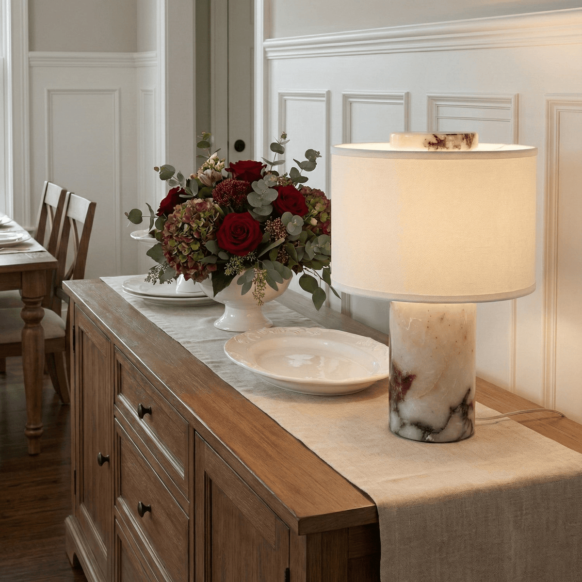 Eros Lumivor elegante tafellamp van marmer en stof in Bulgari Purple