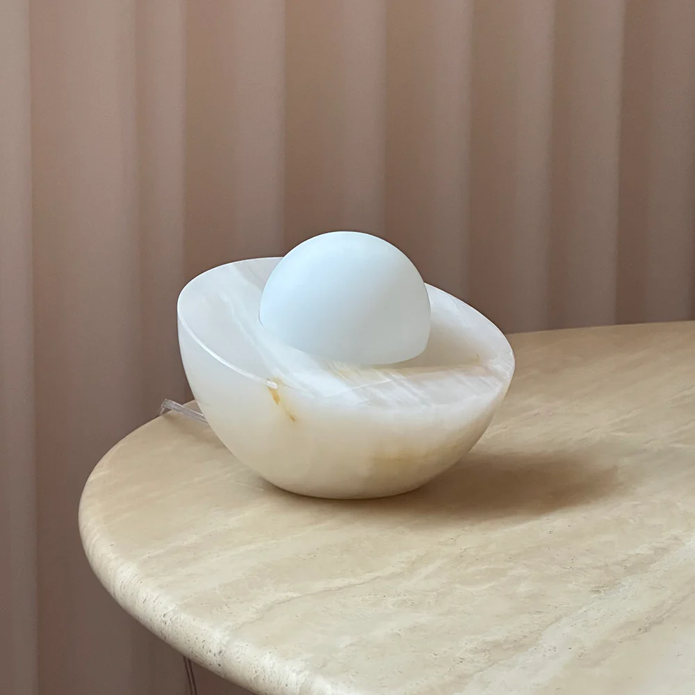 Fryle Jade minimalistisch Halo tafellamp