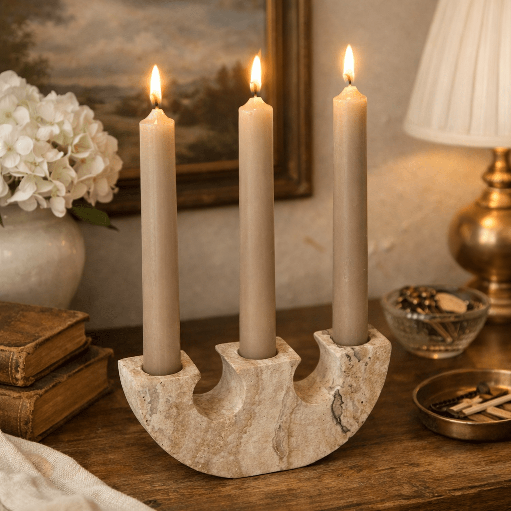 Stone Reliquary geel travertin kandelaar