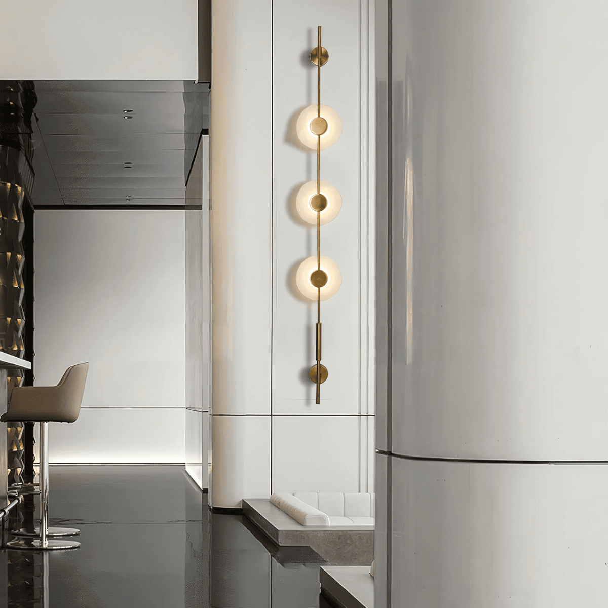 Neron albast verticale wandlamp