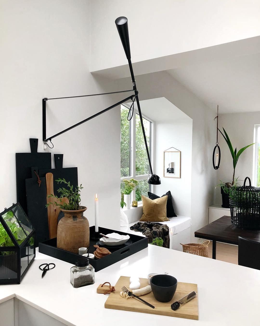 Cid moderne minimalistische wandlamp met lange arm