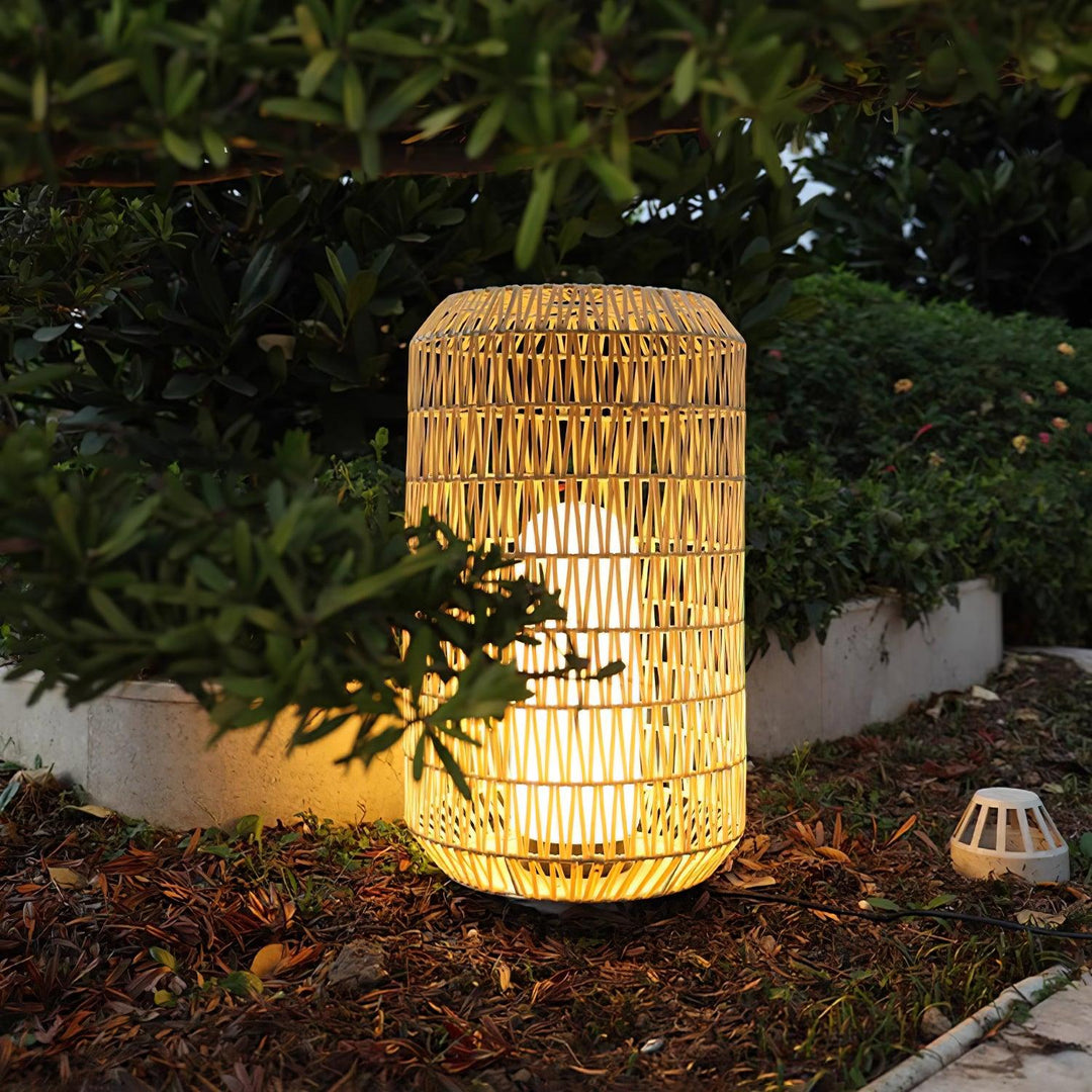 Woven rotan buitenwandlamp