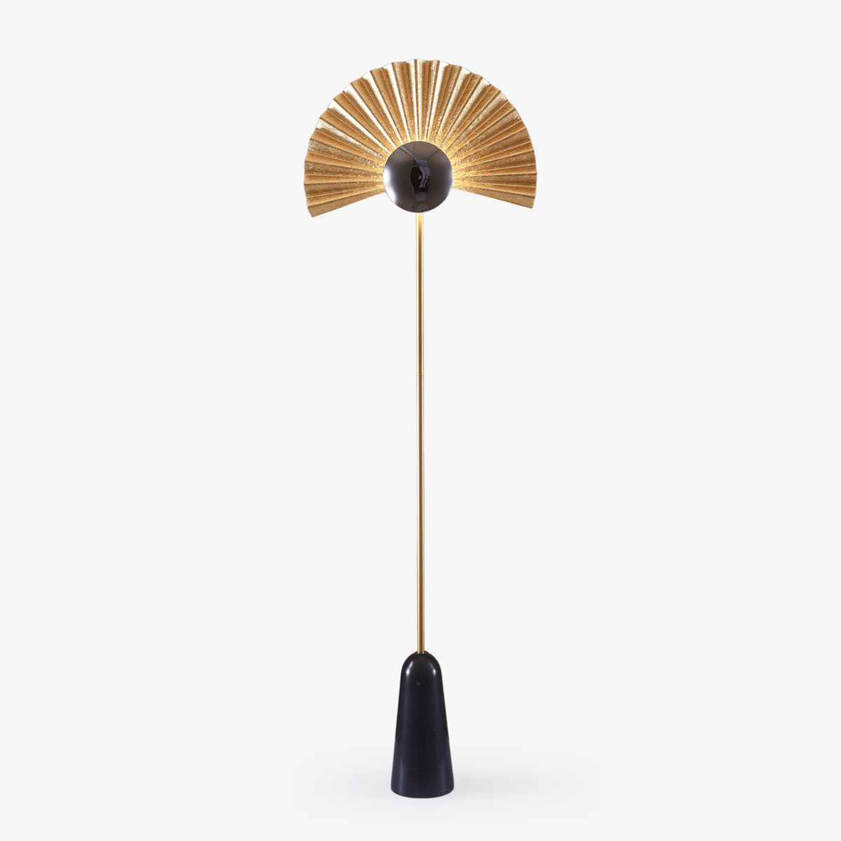 Solvaar vloerlamp met goudkleurige ventilatorkap