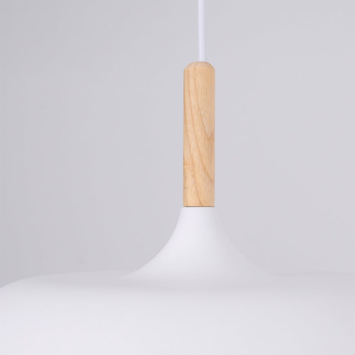 Sylivenne hanglamp witte kap houten accenten