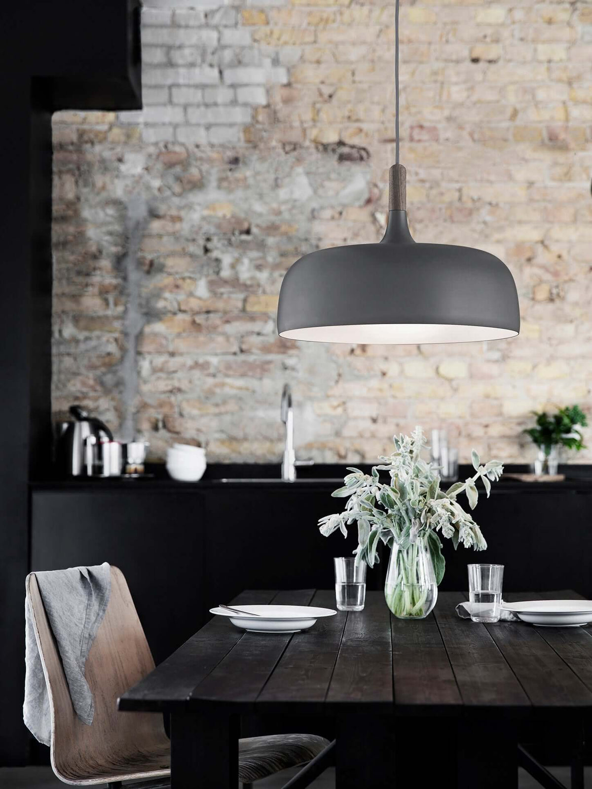 Sylivenne hanglamp witte kap houten accenten