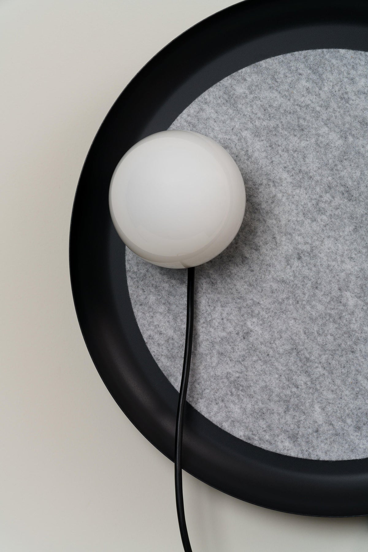 Acoustic vloerlamp