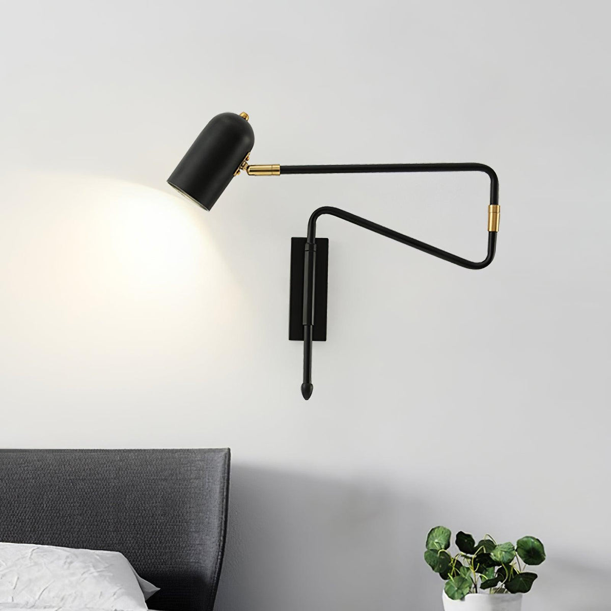 Nox verstelbare arm wandlamp met stekker