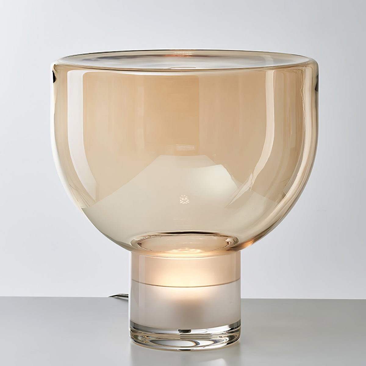 Cavm elegante tafellamp van glas