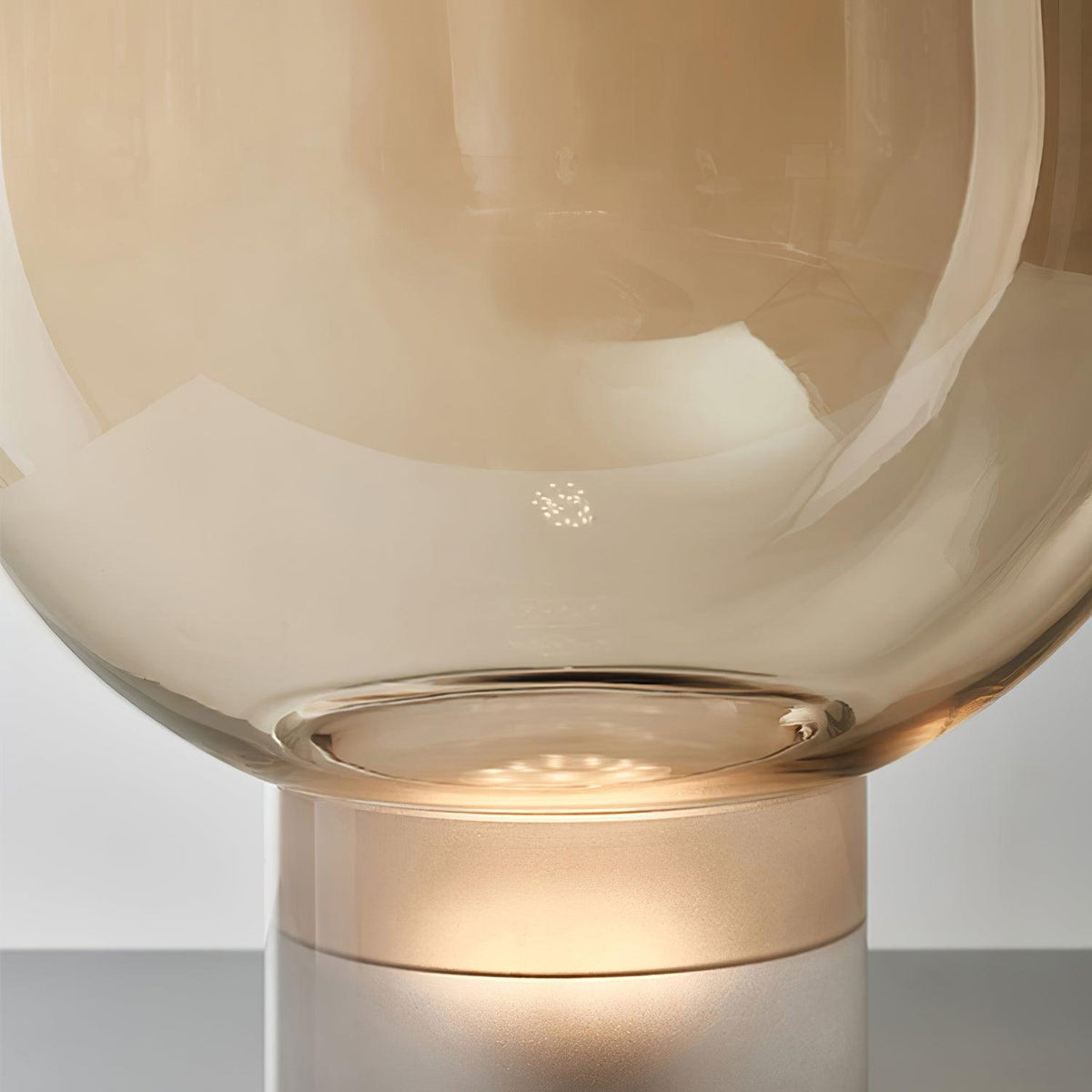 Cavm elegante tafellamp van glas