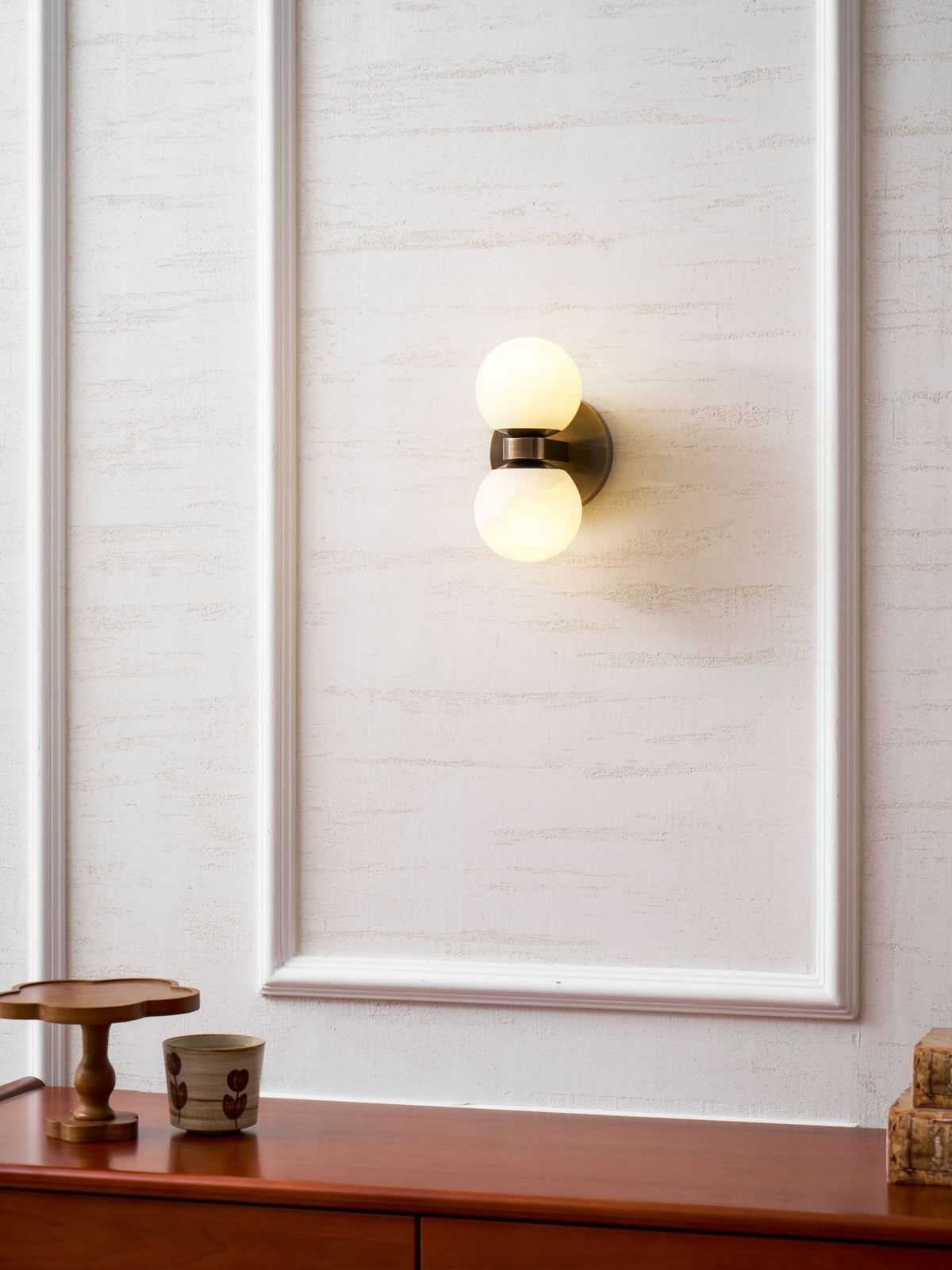 Lumenor albast Celestia Orb wandlamp
