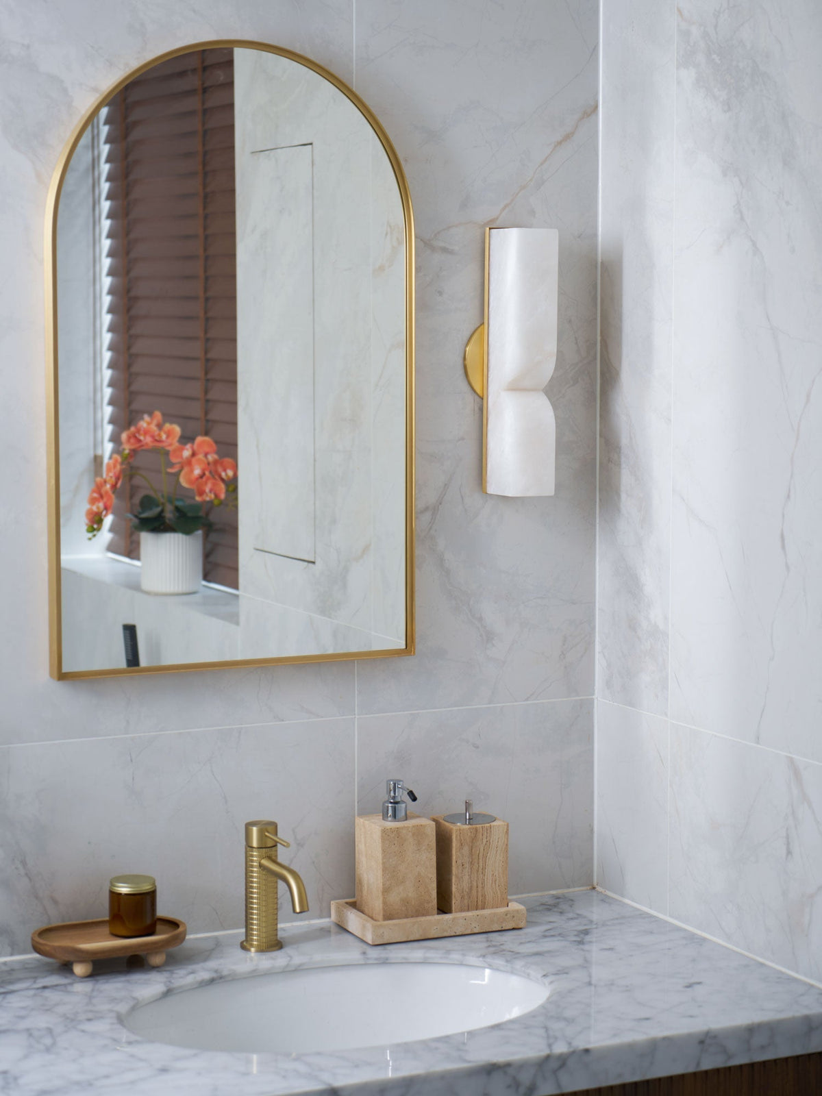 Niveelle Albast Rechthoekige wandlamp