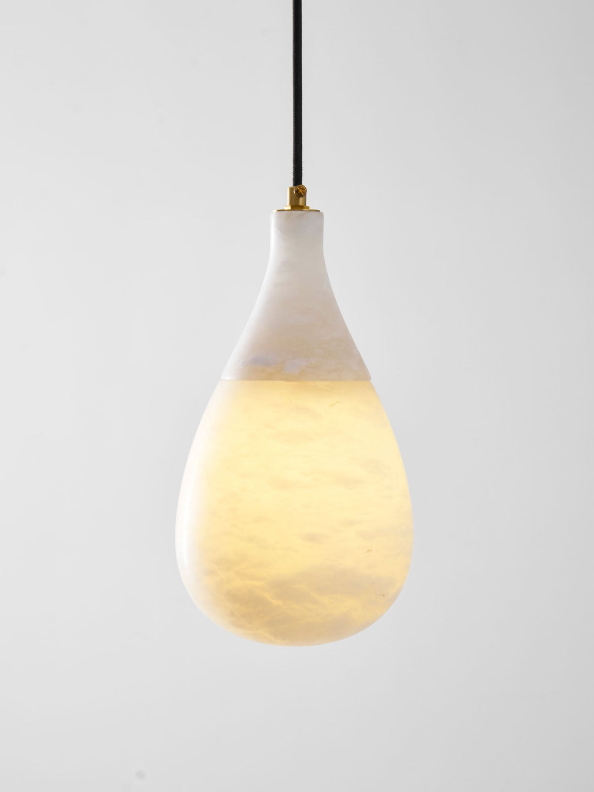 Avenith hanglamp met albasten druppelvormige kap