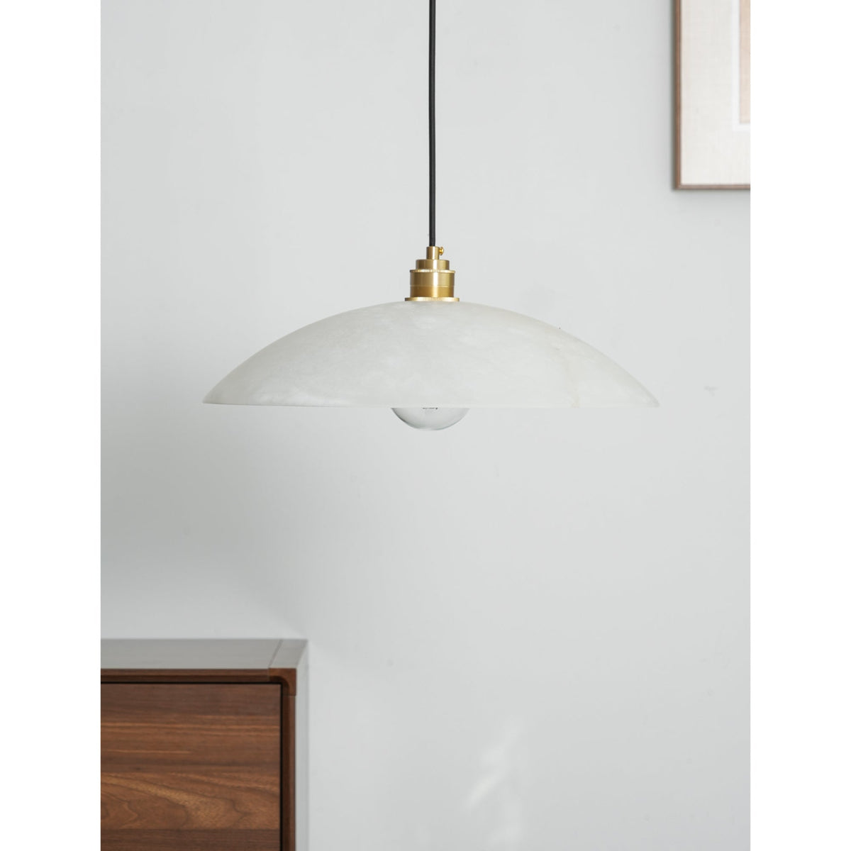 Ljomuvyd Individual Creativity koepelvormige albasten hanglamp