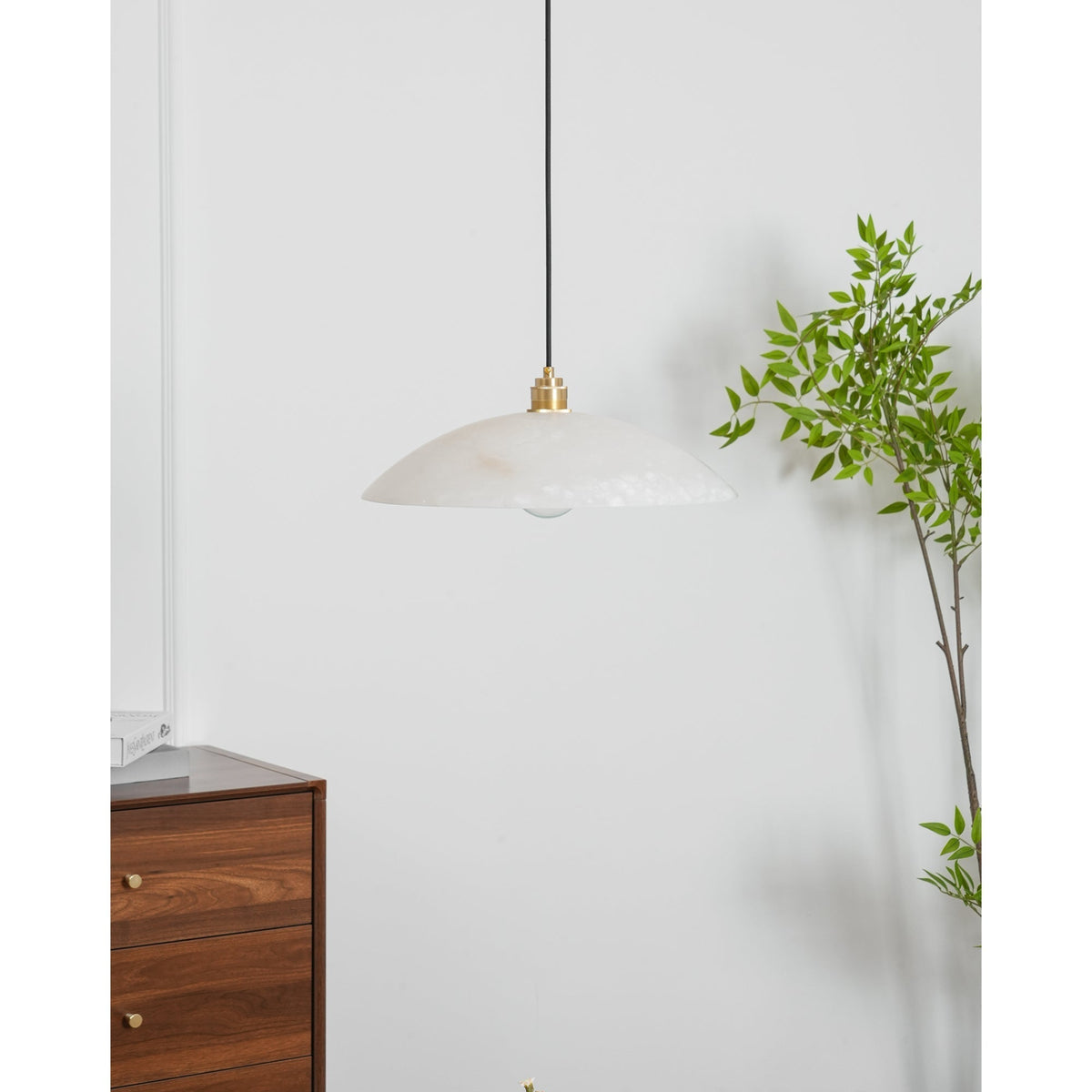 Ljomuvyd Individual Creativity koepelvormige albasten hanglamp