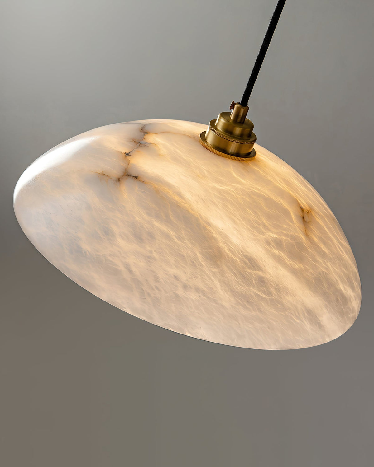 Ljomuvyd Individual Creativity koepelvormige albasten hanglamp