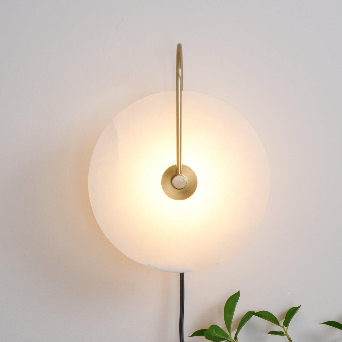 Albeaine Albast bollen wandlamp met Stekker