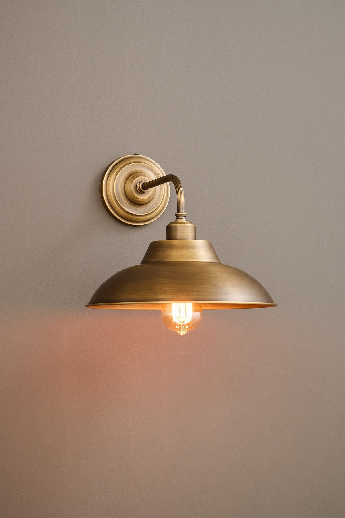 Aldorno wandlamp