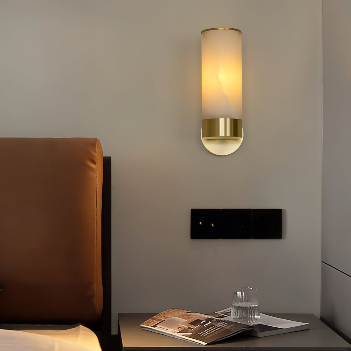 Eirerette albasten wandlamp