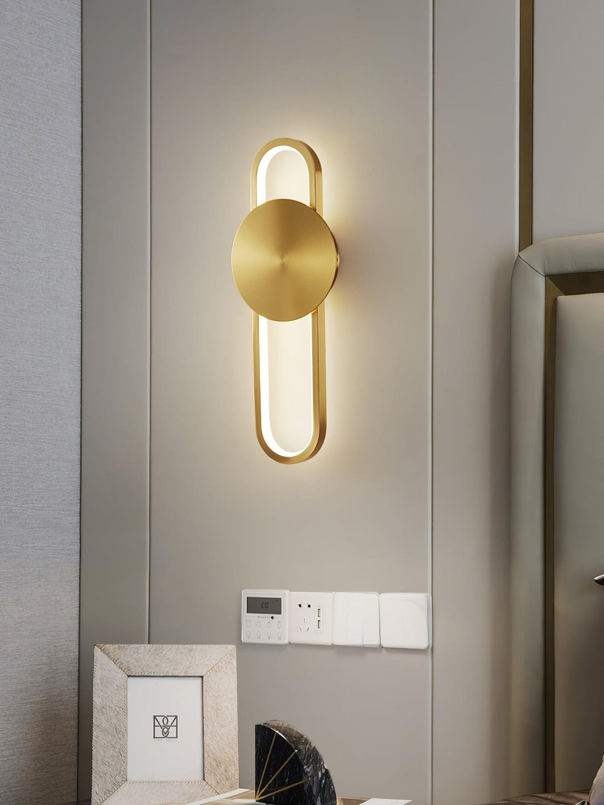 Orieniella Moderne minimalistische wandlamp van messing