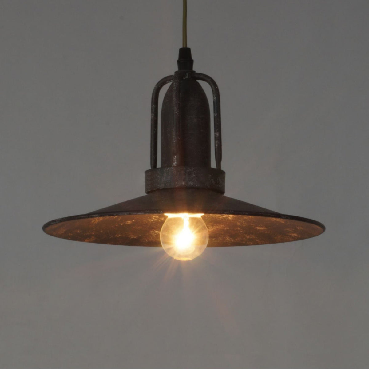 Yrvuvyi moderne minimalistische industriële hanglamp van metaal