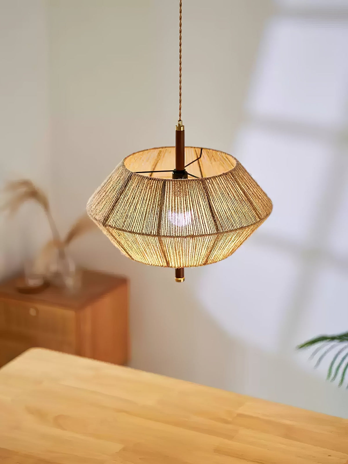 Vintage hanglamp van rotan