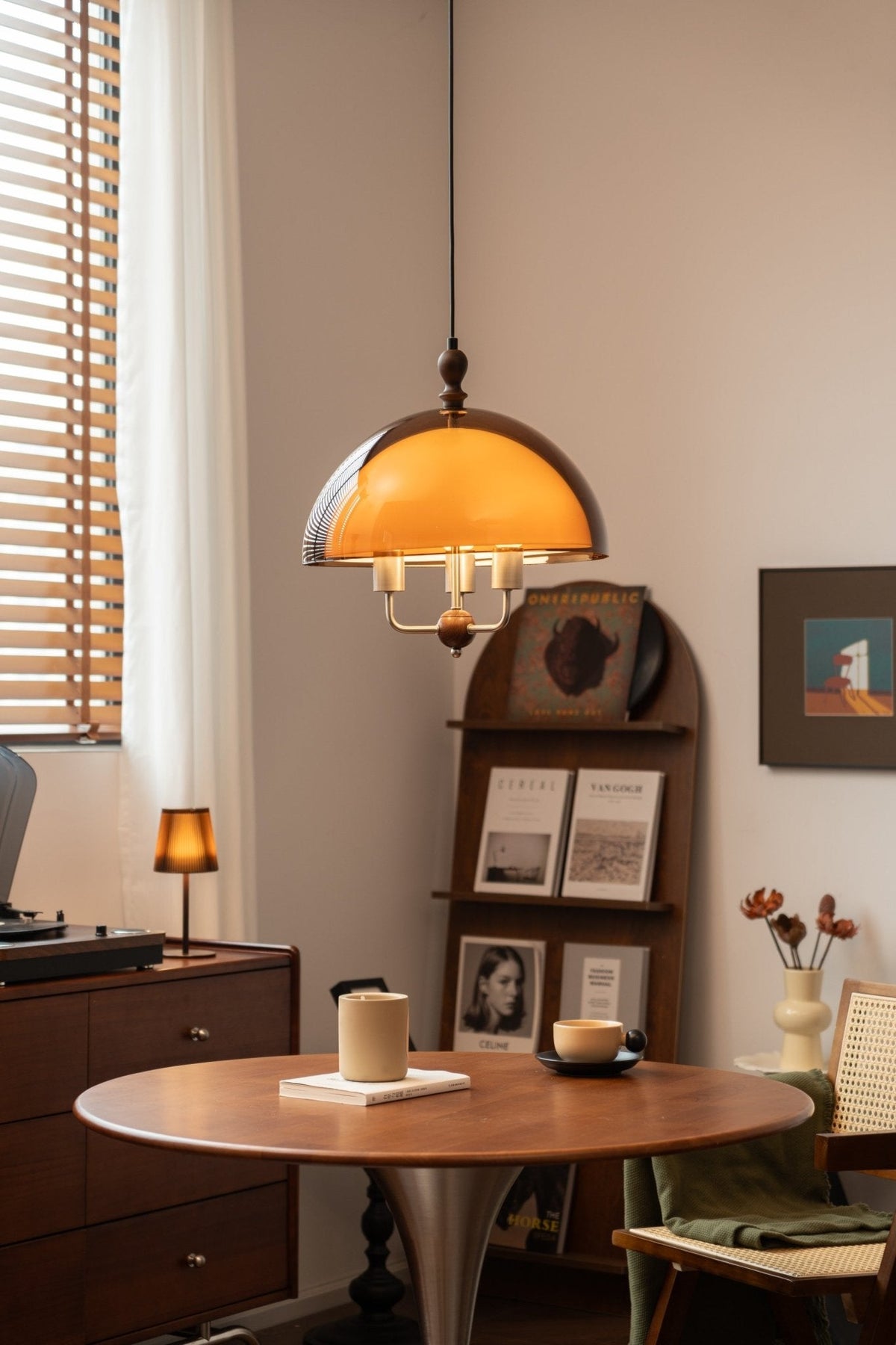 Cindariel hanglamp met bolvormige kap