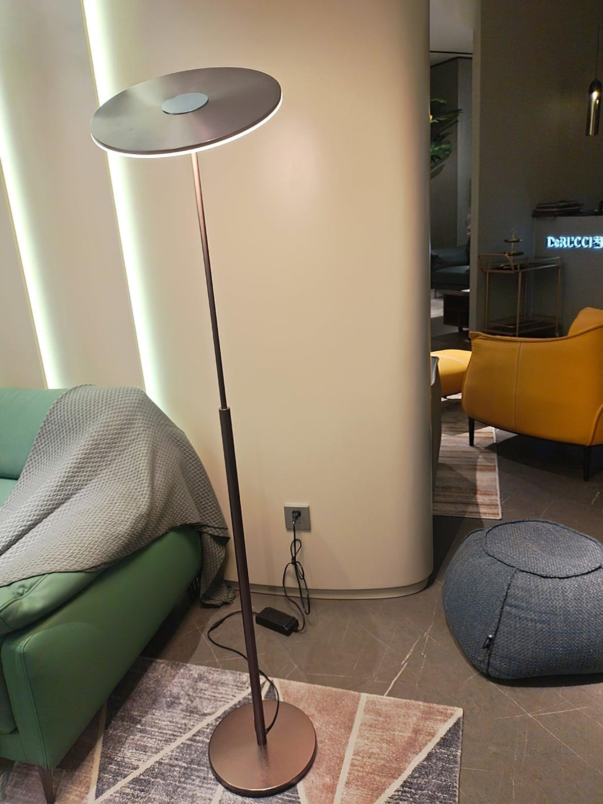 Evynora Minimalistische vloerlamp