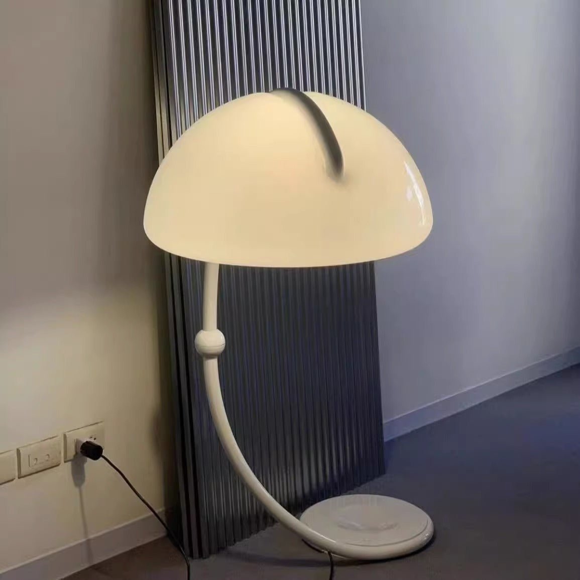 Valmere Arc koepelvormige vloerlamp