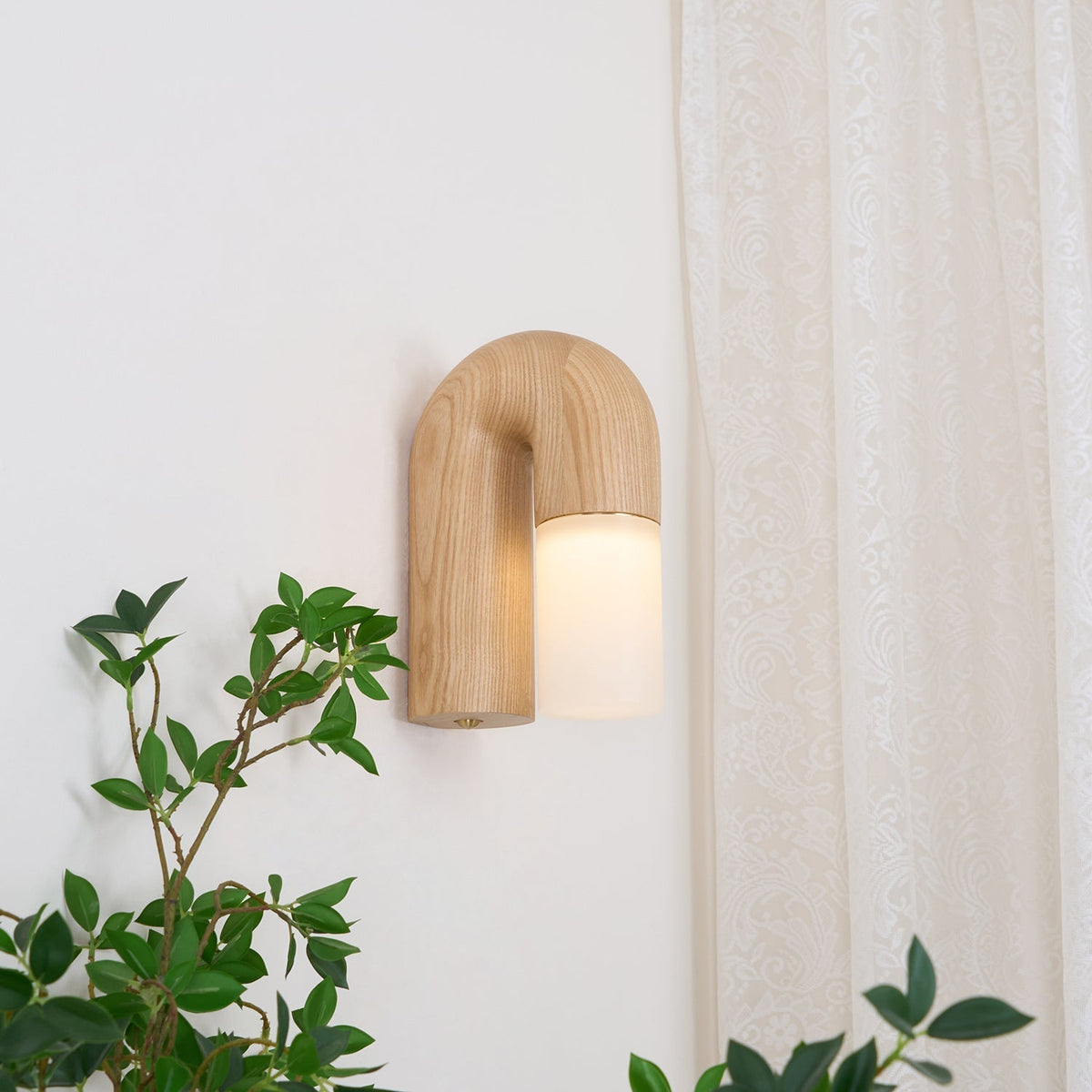 King Moderne minimalistische wandlamp van hout