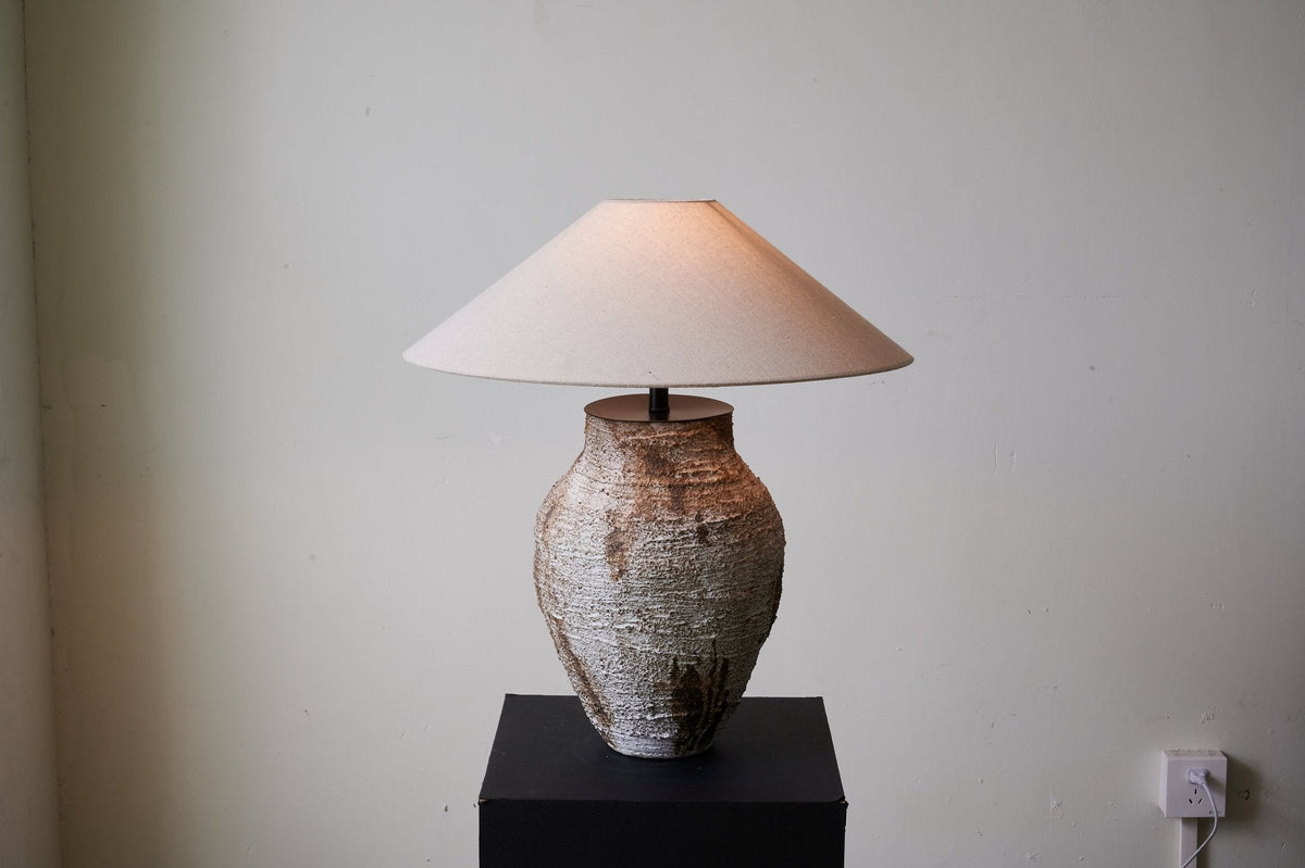 Celia wabi-sabi tafellamp van keramiek