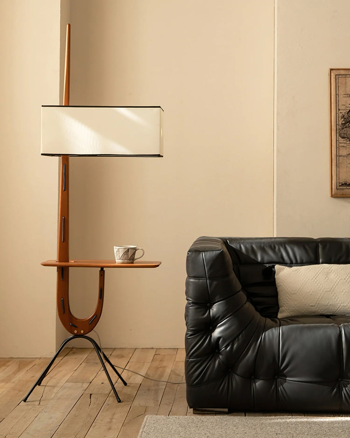 Vemara Mid Century Houten vloerlamp