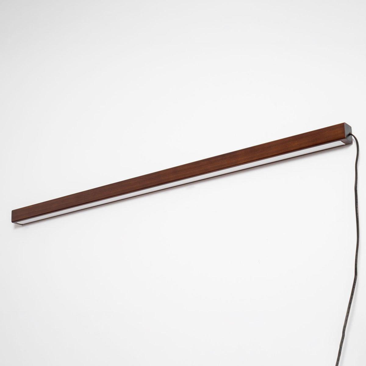 Bryf wandlamp Lineair Hout Met Stekker
