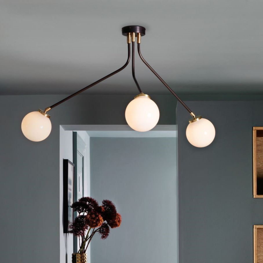 Vatnuvyo moderne minimalistische plafondlamp van messing en glas