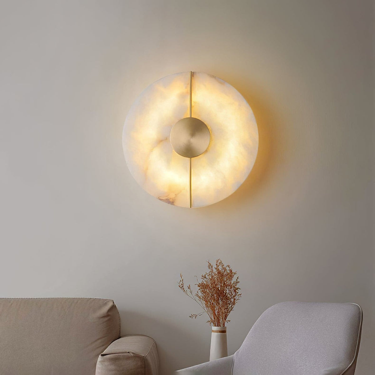 Artistieke wandlamp van dolomiet en koper met retro-uitstraling